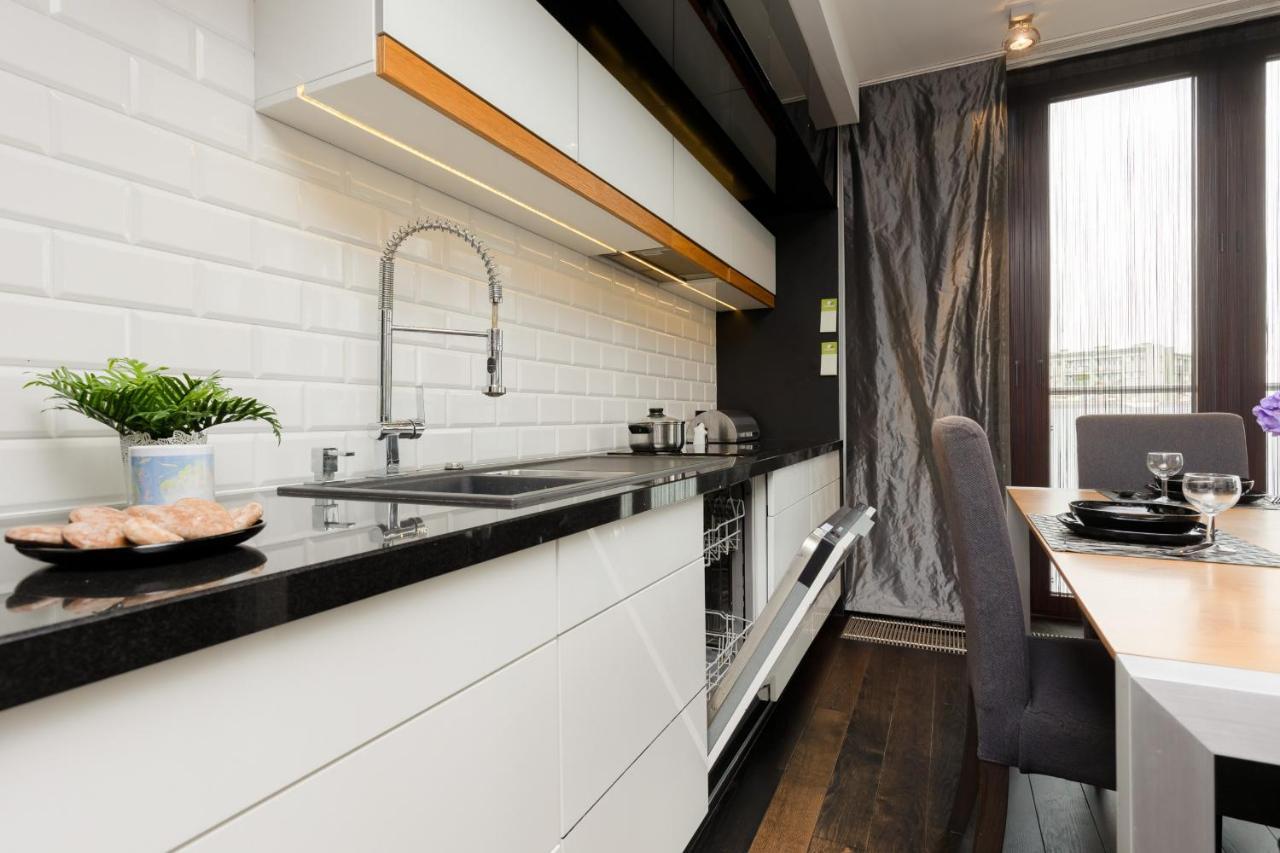 Warsaw Srodmiescie Riverside Three-Bedroom Apartment By Renters Exterior foto
